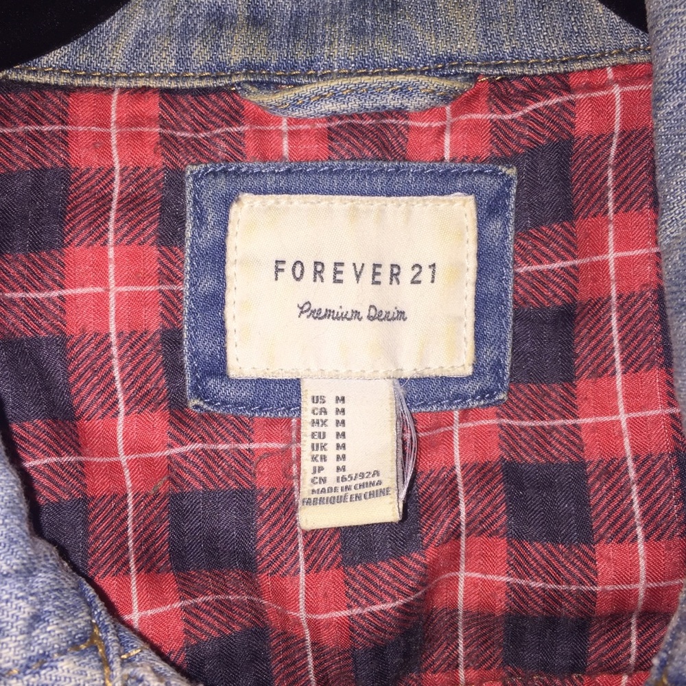 Forever 21 Studded Denim Jacked - Picture 5 of 5